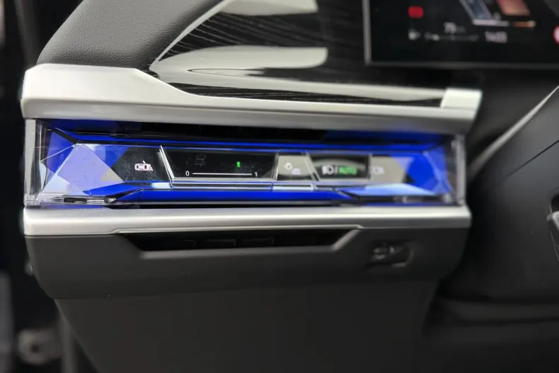 BMW Seria 7 din 2023 cu 51.372 km - oferta BMW167431 - foto 14