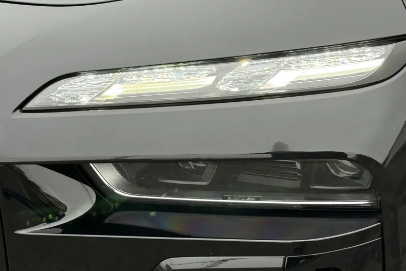 BMW Seria 7 din 2023 cu 51.372 km - oferta BMW167431 - foto 25