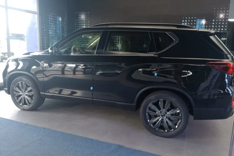 KG Mobility Rexton din 2025 cu 1.500 km - oferta KGM167448 - foto 2