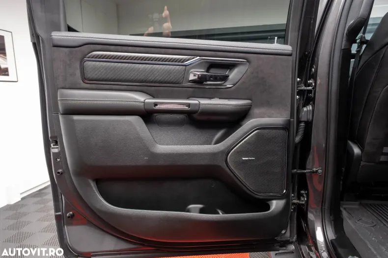 Dodge RAM din 2024 cu 3.300 km - oferta DOD167452 - foto 24