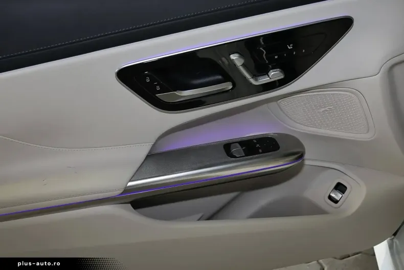 Mercedes-Benz CLE 200 din 2024 cu 23.290 km - oferta MER167464 - foto 12