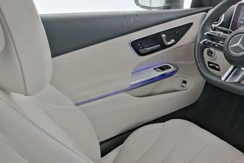 Mercedes-Benz CLE 220 din 2023 cu 14.000 km - oferta MER167465 - foto 4