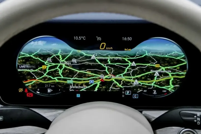 Mercedes-Benz E 220 din 2022 cu 98.643 km - oferta MER167472 - foto 13