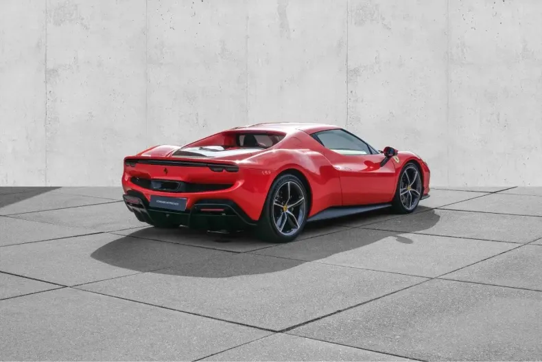 Ferrari 296 GTB din 2023 cu 4.212 km - oferta FER167501 - foto 6