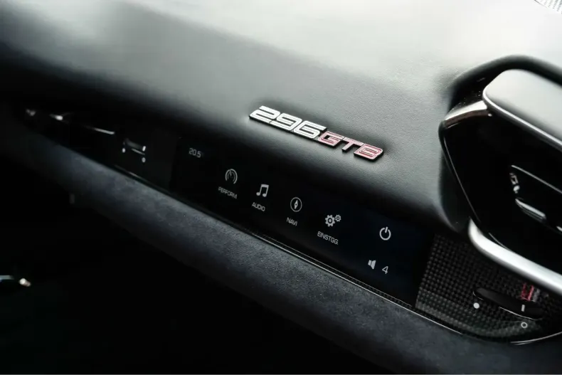 Ferrari 296 GTB din 2023 cu 4.212 km - oferta FER167501 - foto 24