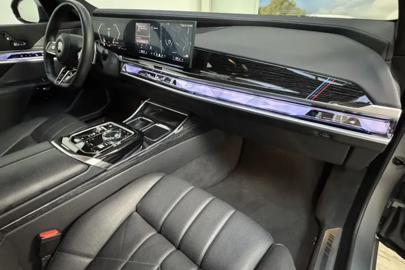 BMW 740 din 2024 cu 27.400 km - oferta BMW167502 - foto 29