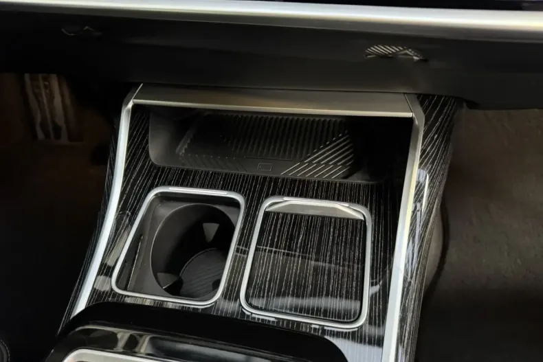 BMW 740 din 2024 cu 27.400 km - oferta BMW167502 - foto 31