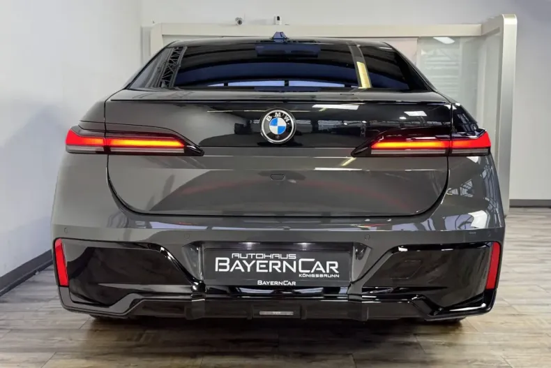 BMW 740 din 2023 cu 18.300 km - oferta BMW167503 - foto 5