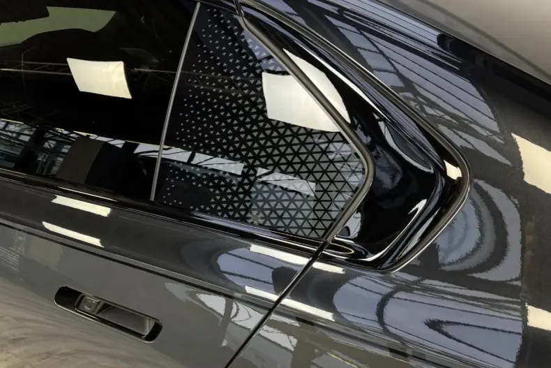 BMW 740 din 2023 cu 18.300 km - oferta BMW167503 - foto 38