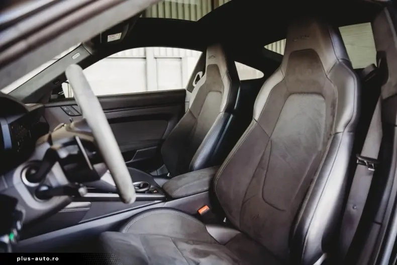 Porsche 911 din 2025 cu 13.200 km - oferta POR167506 - foto 8