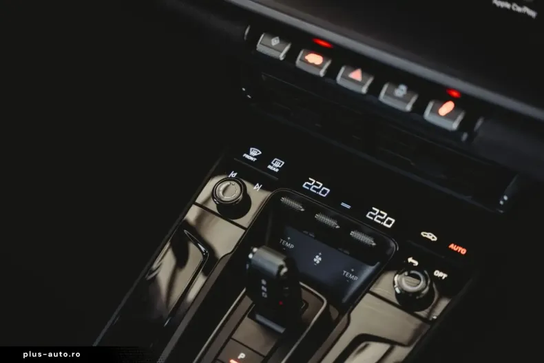 Porsche 911 din 2025 cu 13.200 km - oferta POR167506 - foto 10