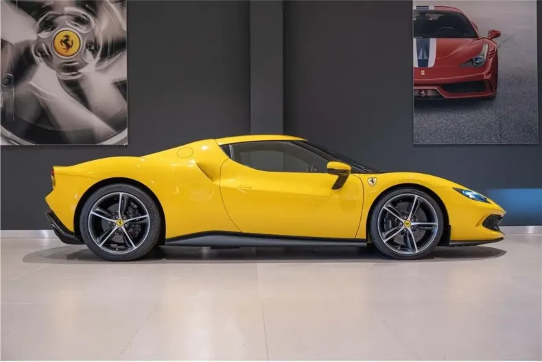 Ferrari 296 GTB din 2023 cu 12.071 km - oferta FER167508 - foto 7