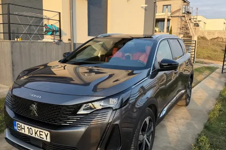 Peugeot 5008 din 2023 cu 30.500 km - oferta PEU167511 - foto 1