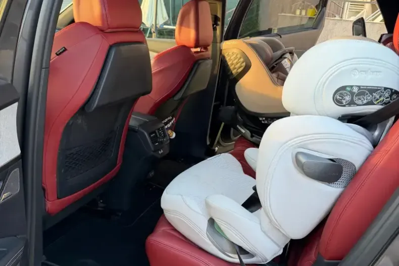 Peugeot 5008 din 2023 cu 30.500 km - oferta PEU167511 - foto 12