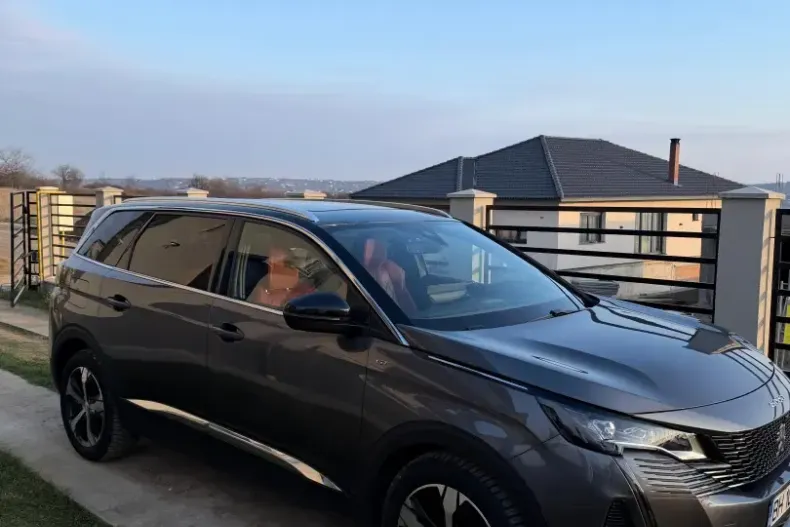Peugeot 5008 din 2023 cu 30.500 km - oferta PEU167511 - foto 24