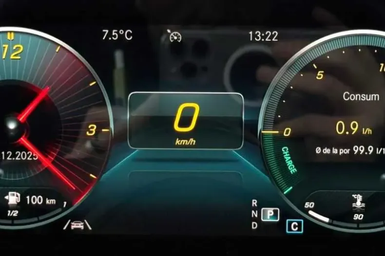 Mercedes-Benz CLA din 2022 cu 64.000 km - oferta MER167523 - foto 30