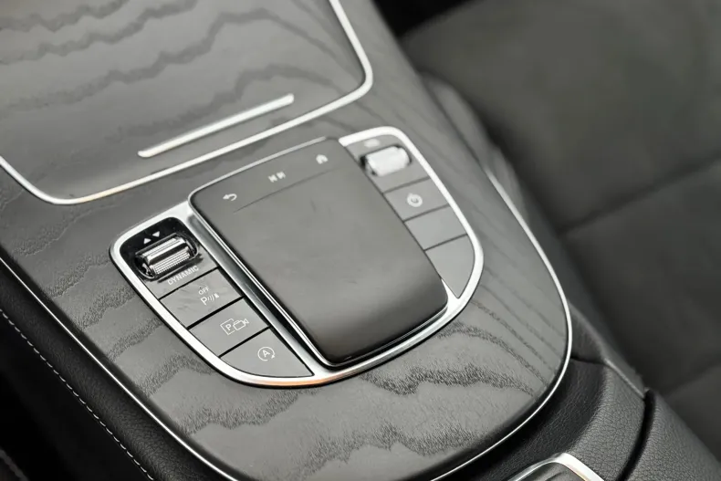 Mercedes-Benz E din 2023 cu 45.000 km - oferta MER167531 - foto 13