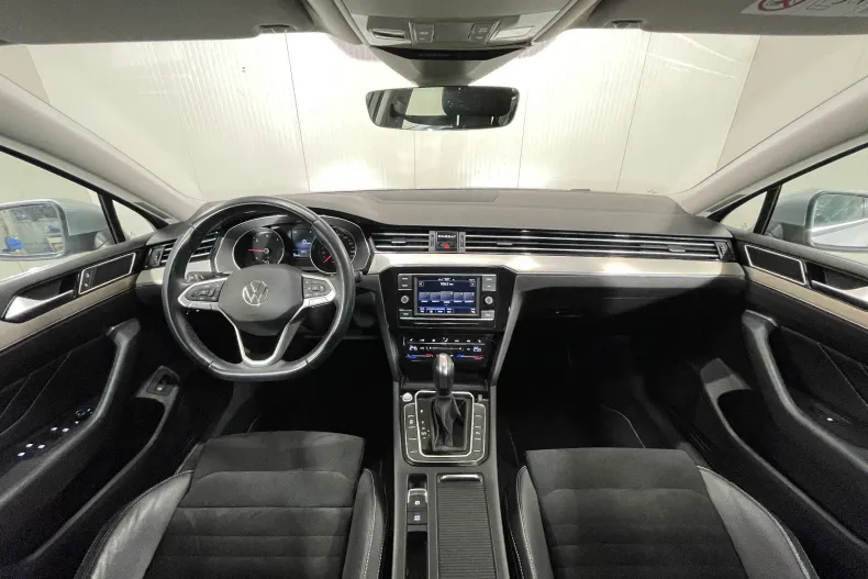Volkswagen Passat din 2020 cu 63.644 km - oferta VOL167536 - foto 7