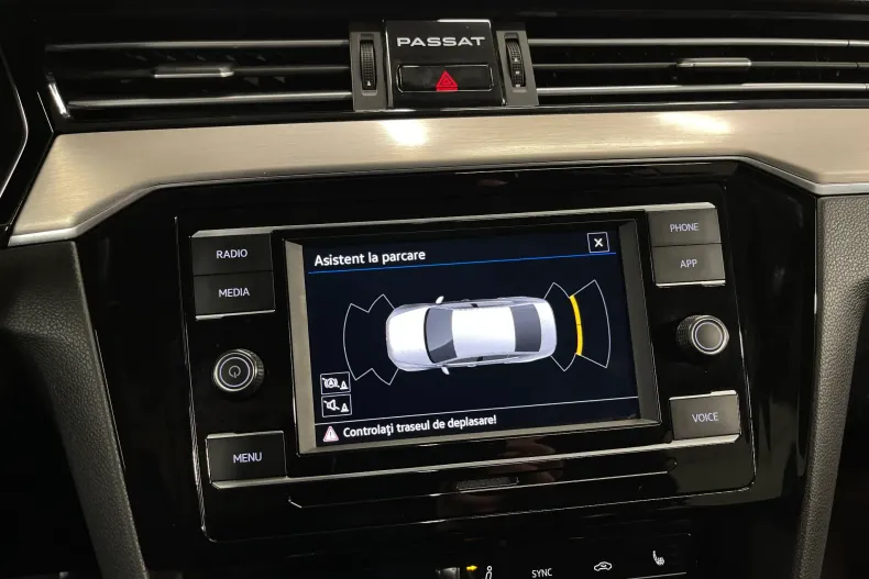 Volkswagen Passat din 2020 cu 63.644 km - oferta VOL167536 - foto 14