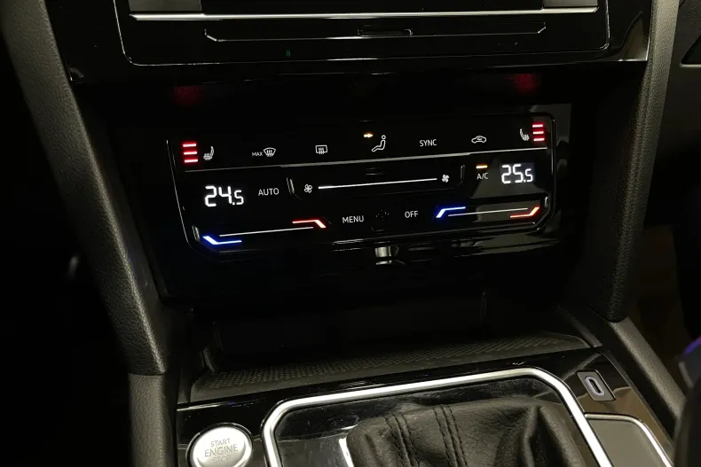 Volkswagen Passat din 2020 cu 63.644 km - oferta VOL167536 - foto 20