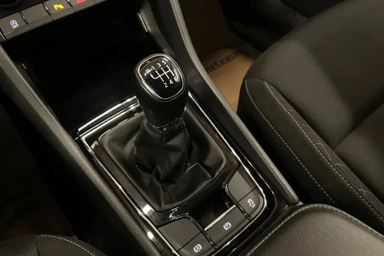 Skoda Karoq din 2021 cu 70.819 km - oferta SKO167548 - foto 23