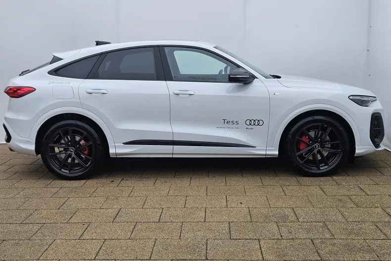 Audi Q5 din 2025 cu 1.872 km - oferta AUD167553 - foto 7