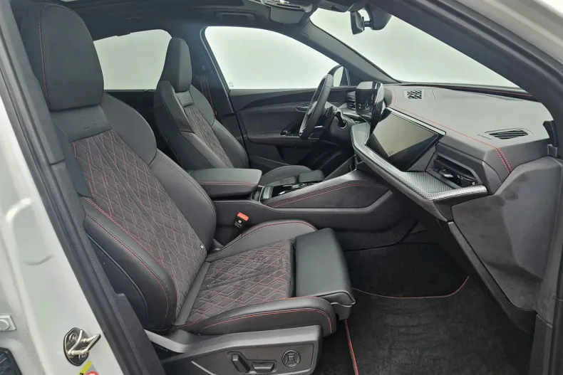 Audi Q5 din 2025 cu 1.872 km - oferta AUD167553 - foto 17