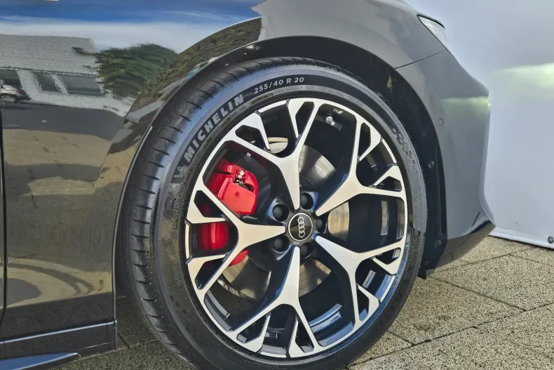 Audi A6 din 2025 cu 1.256 km - oferta AUD167554 - foto 8