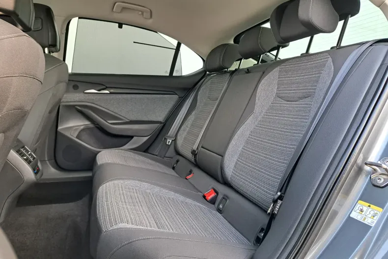 Skoda Superb din 2024 cu 24.619 km - oferta SKO167557 - foto 10