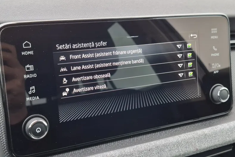 Skoda Kamiq din 2025 cu 18.210 km - oferta SKO167559 - foto 13