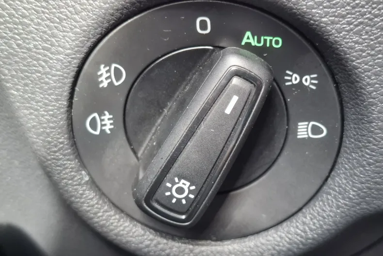 Skoda Kamiq din 2025 cu 18.210 km - oferta SKO167559 - foto 34