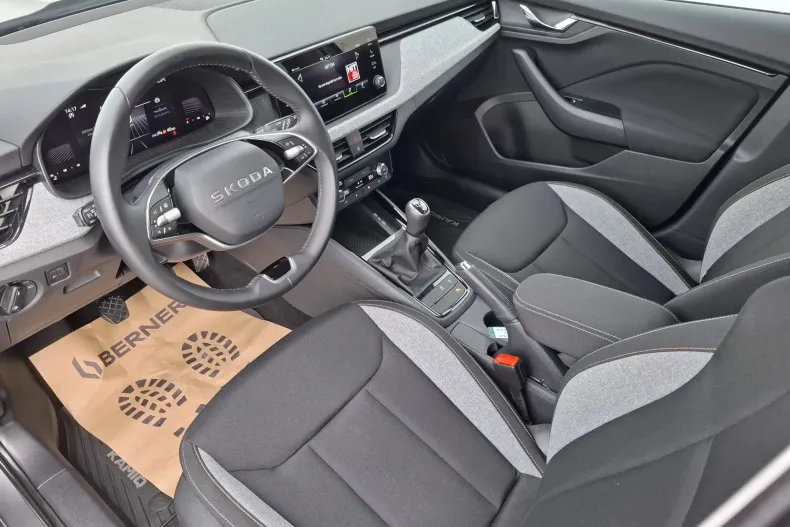 Skoda Kamiq din 2025 cu 18.210 km - oferta SKO167559 - foto 37