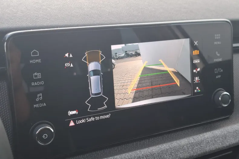 Skoda Kamiq din 2025 cu 18.725 km - oferta SKO167560 - foto 31