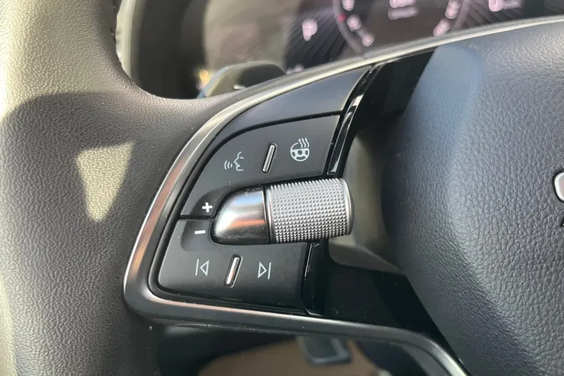 Skoda Scala din 2025 cu 18.899 km - oferta SKO167561 - foto 6