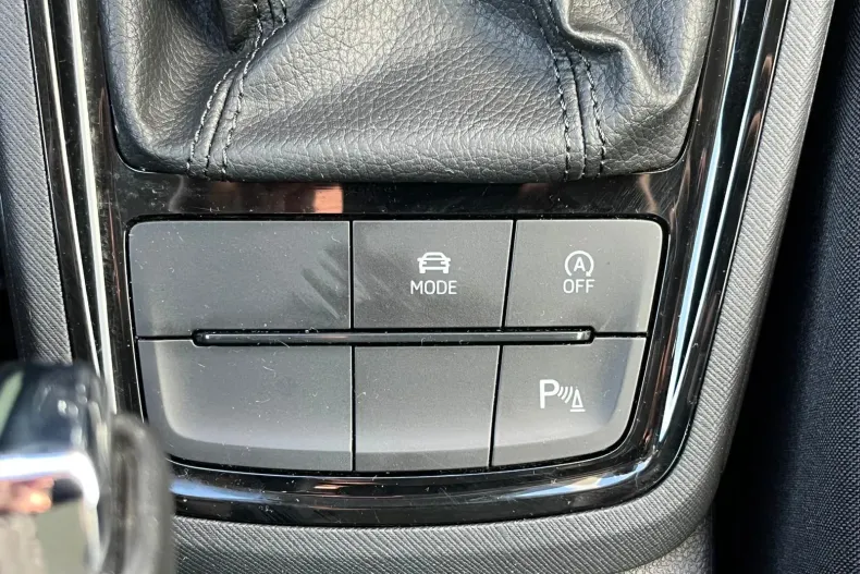 Skoda Scala din 2025 cu 18.899 km - oferta SKO167561 - foto 8