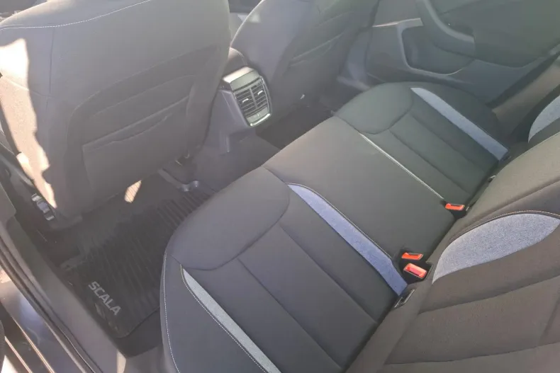 Skoda Scala din 2025 cu 18.899 km - oferta SKO167561 - foto 35