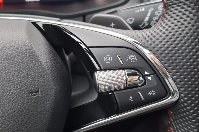 Skoda Kodiaq din 2023 cu 16.408 km - oferta SKO167562 - foto 29