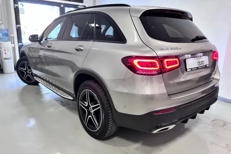 Mercedes-Benz GLC din 2021 cu 59.900 km - oferta MER167566 - foto 8