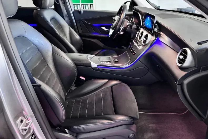 Mercedes-Benz GLC din 2021 cu 59.900 km - oferta MER167566 - foto 17