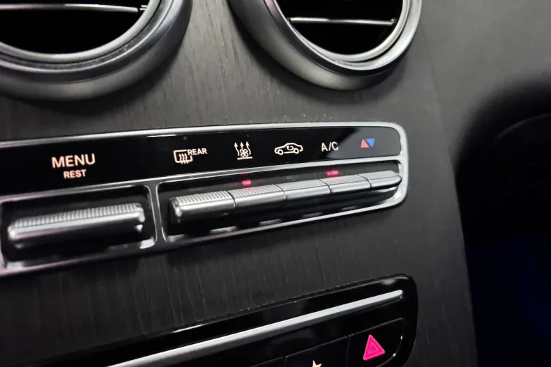 Mercedes-Benz GLC din 2021 cu 59.900 km - oferta MER167566 - foto 28