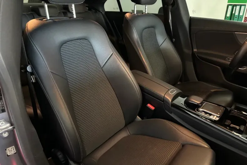 Mercedes-Benz CLA din 2020 cu 124.000 km - oferta MER167570 - foto 15