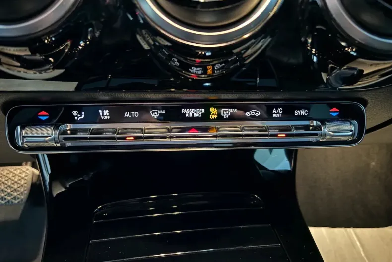 Mercedes-Benz CLA din 2020 cu 124.000 km - oferta MER167570 - foto 29