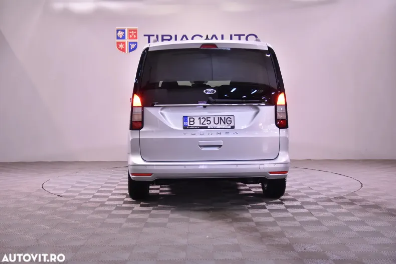 Ford Tourneo Connect din 2025 cu 750 km - oferta FOR167581 - foto 4