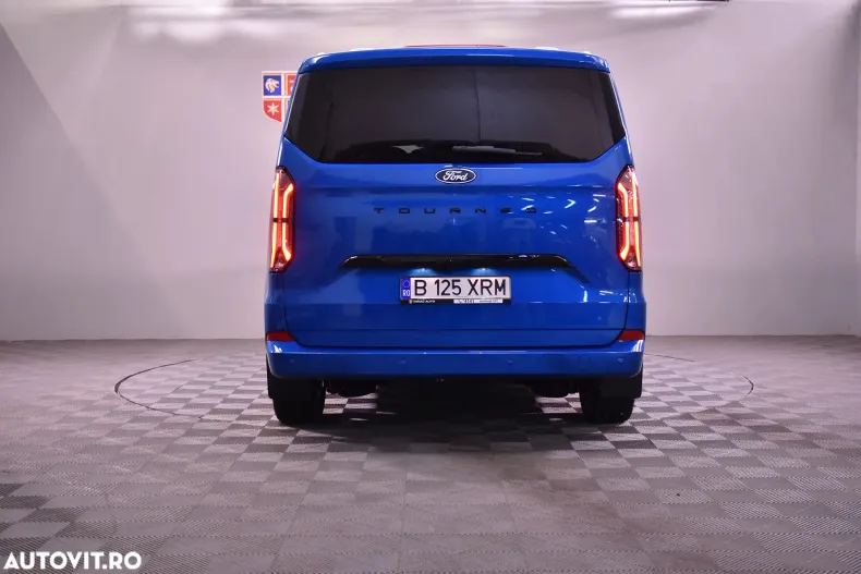 Ford Tourneo Custom din 2025 cu 1.900 km - oferta FOR167582 - foto 4
