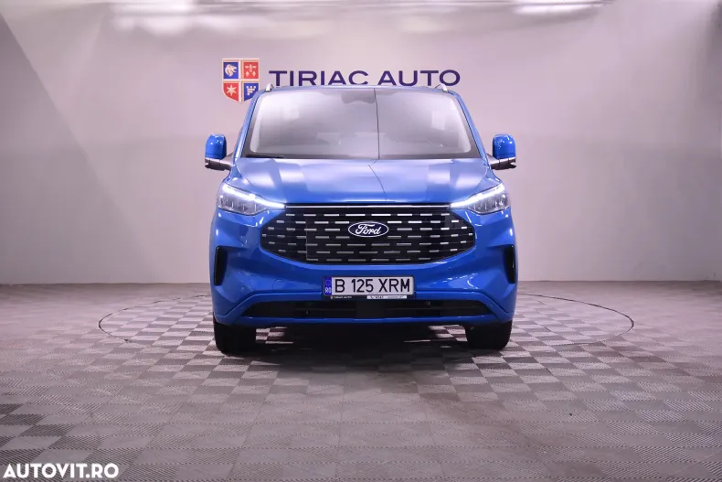 Ford Tourneo Custom din 2025 cu 1.900 km - oferta FOR167582 - foto 8