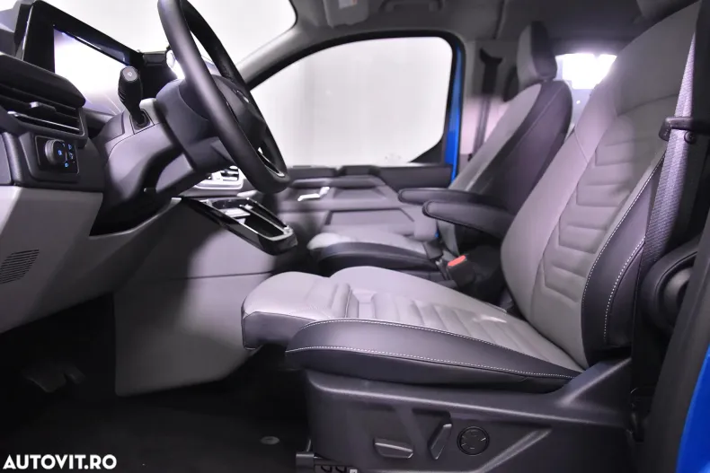 Ford Tourneo Custom din 2025 cu 1.900 km - oferta FOR167582 - foto 25