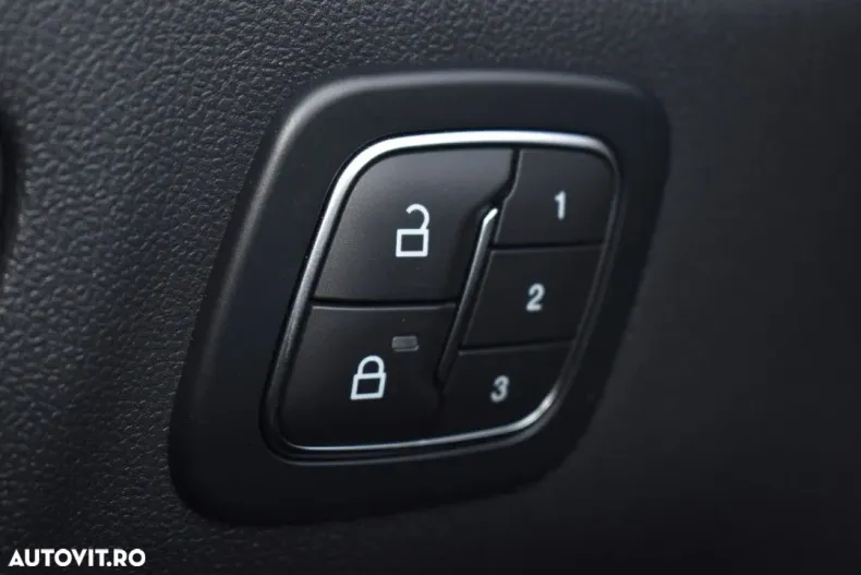 Ford Kuga din 2025 cu 1 km - oferta FOR167589 - foto 25