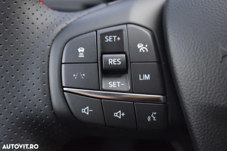 Ford Kuga din 2025 cu 1 km - oferta FOR167589 - foto 30