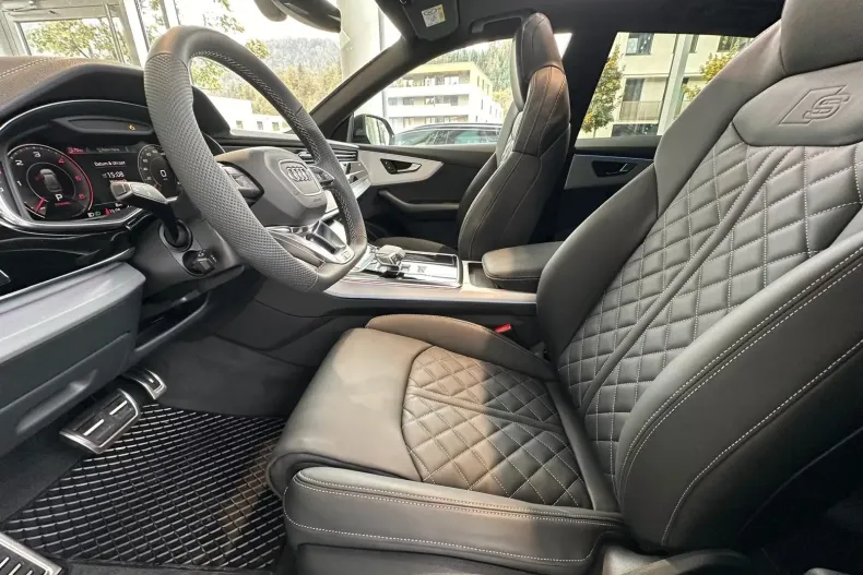 Audi Q8 din 2025 cu 1 km - oferta AUD167592 - foto 9