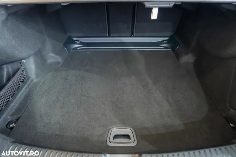 Mercedes-Benz E din 2024 cu 20.600 km - oferta MER167596 - foto 9
